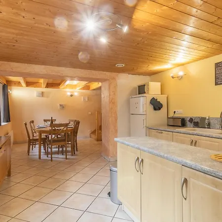 Hotel Gite Le Penatsot 3*